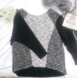 Chloe k woman's sweater. Size s